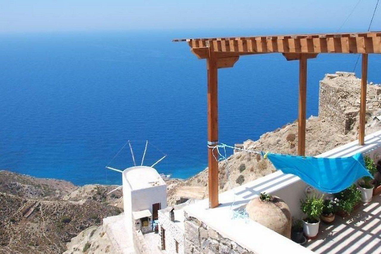 Albatros Hotel Amoopi Exterior photo