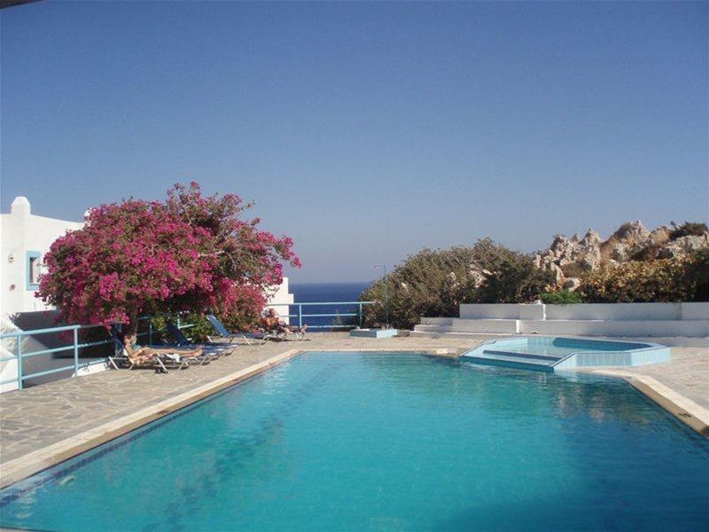 Albatros Hotel Amoopi Exterior photo